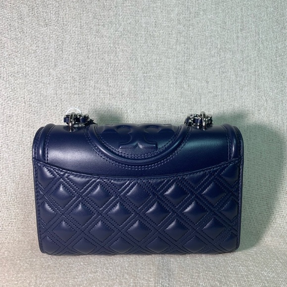 NEW Tory Burch Fleming Royal Navy Small Convertible Crossbody Bag/Shoulder Bag - Picture 4 of 16
